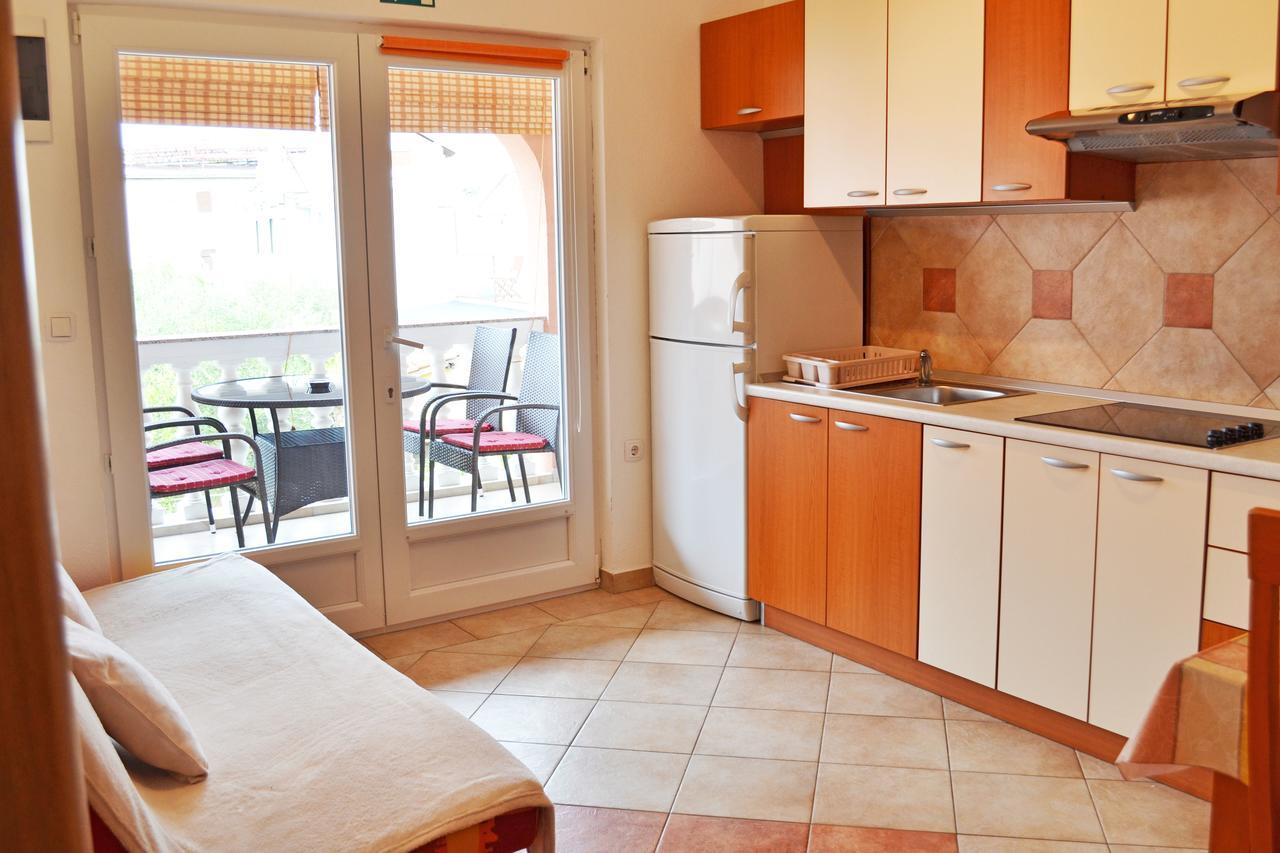 Apartments Milka Vodice Luaran gambar