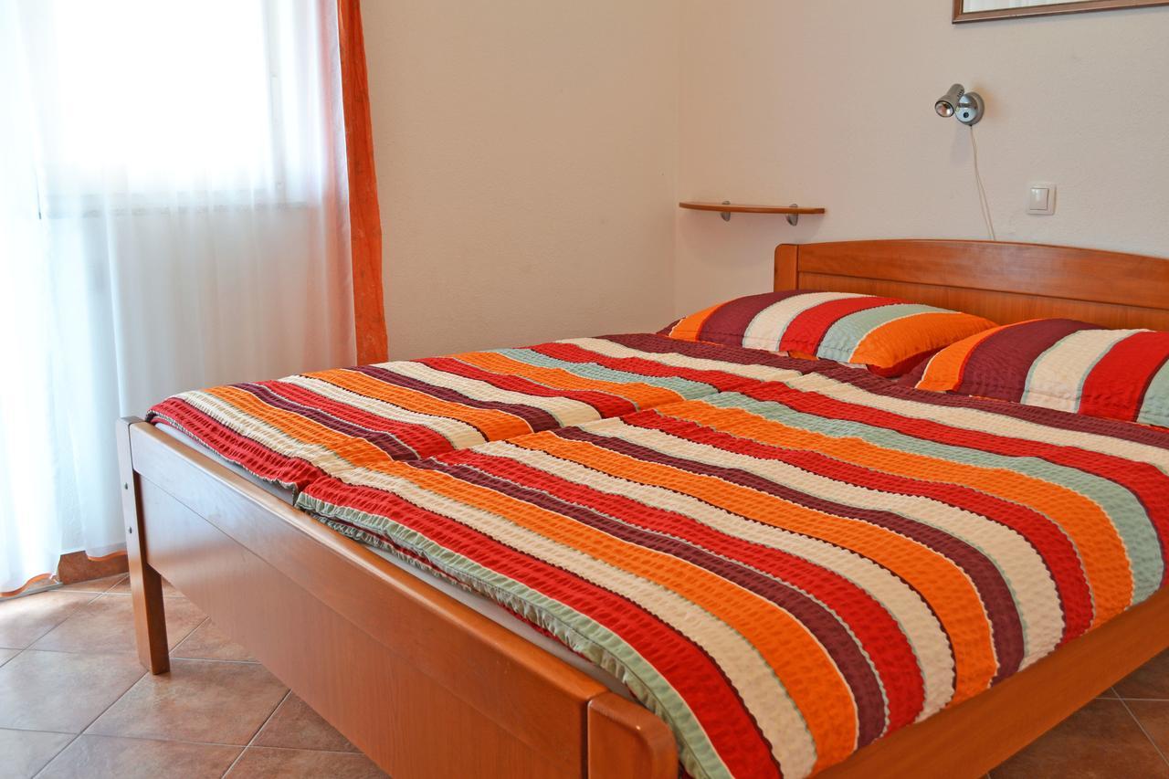 Apartments Milka Vodice Luaran gambar
