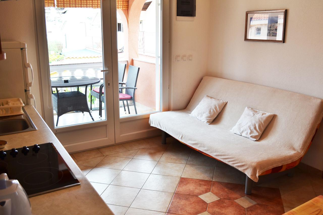 Apartments Milka Vodice Luaran gambar