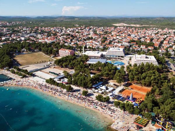 Apartments Milka Vodice Luaran gambar